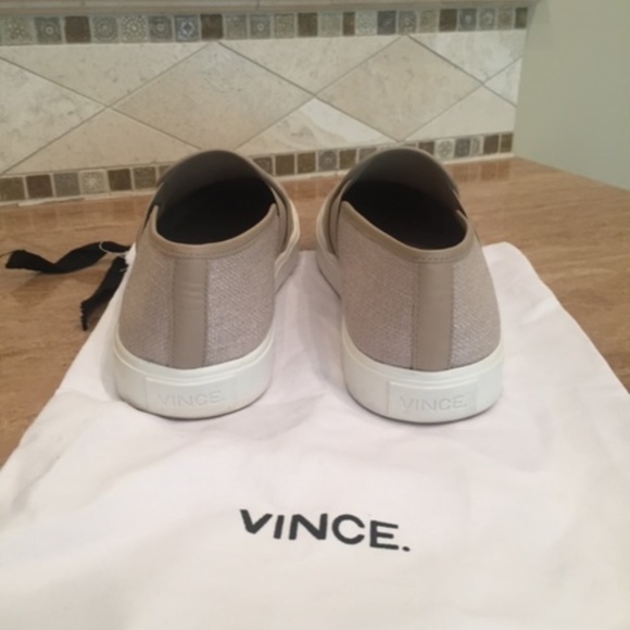Vince Warren Canvas Sneaker - Picture 2 of 3